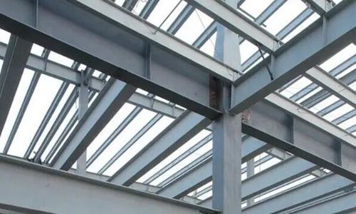 鋼結(jié)構(gòu)的主要特征是什么？